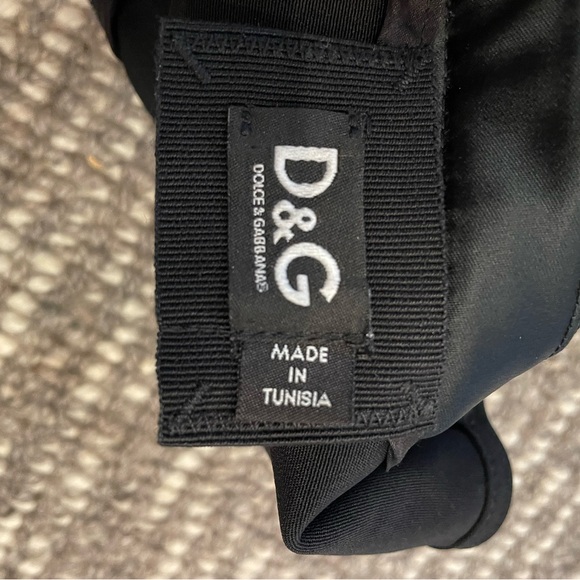 Black d&g pencil midi dress exposed zipper in back - Picture 5 of 5